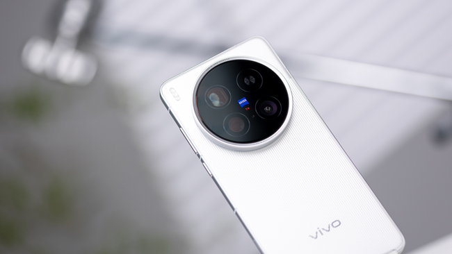将相机的灵魂注入到手机之中 vivo X200 Ultra评测插图2 将相机的灵魂注入到手机之中 vivo X200 Ultra评测插图2