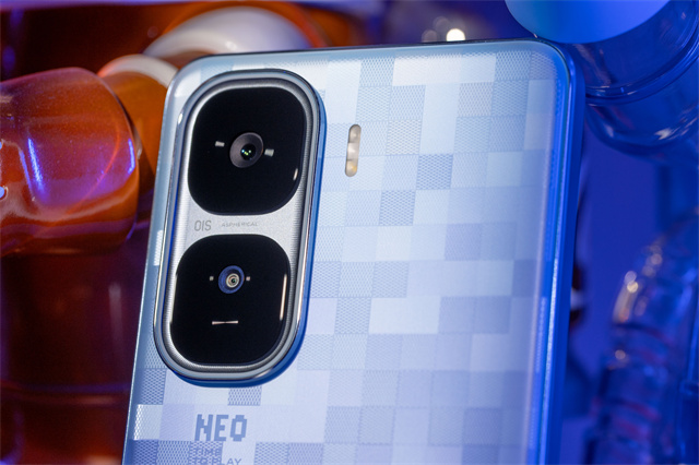 iQOO Neo10 Pro+体验评测：2K屏的同档性能王者-4